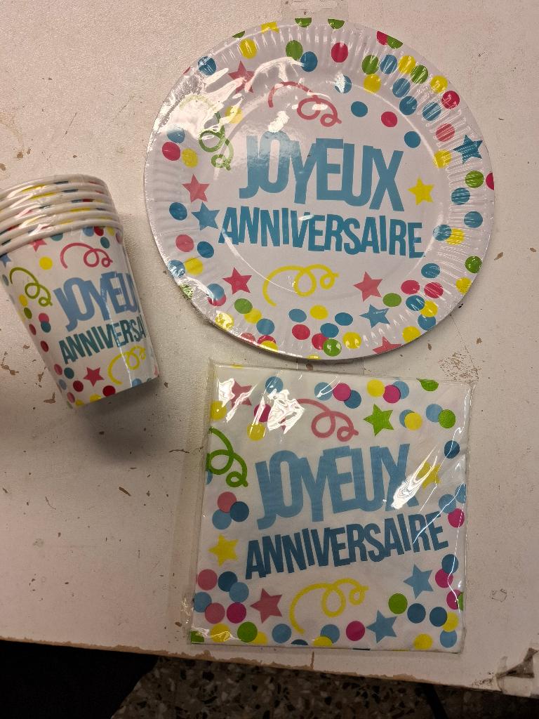 Feestpakket verjaardag Franstalig Joyeux Anniversaire, Ophalen of Verzenden, Nieuw, Versiering, Verjaardag