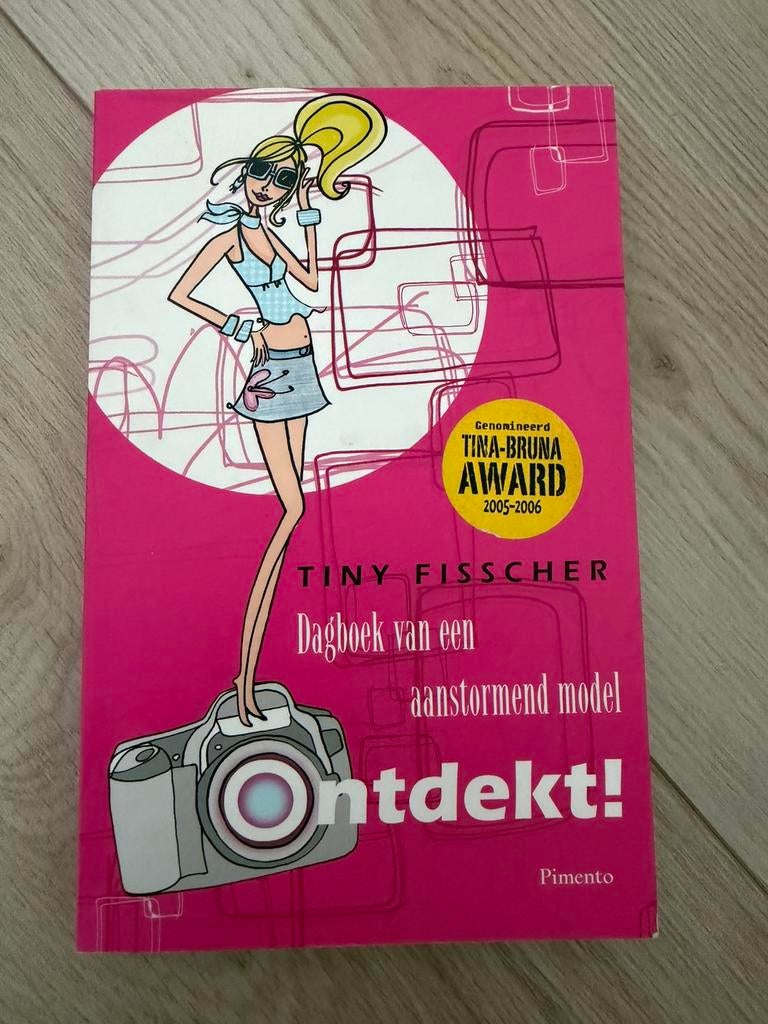 Ontdekt - Tiny Fisscher (T.E.A.B), Ophalen of Verzenden, Gelezen