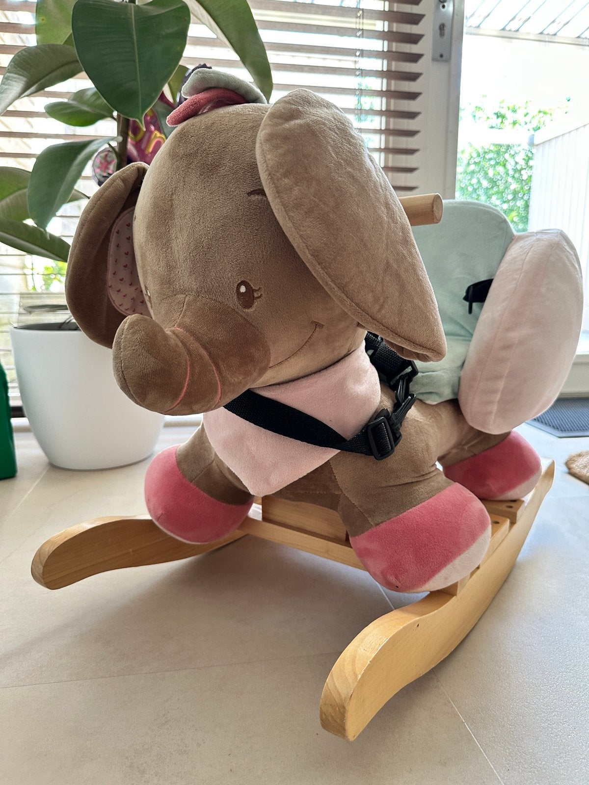 Nattou schommelstoel olifant, Ophalen, Zo goed als nieuw, Jongen of Meisje