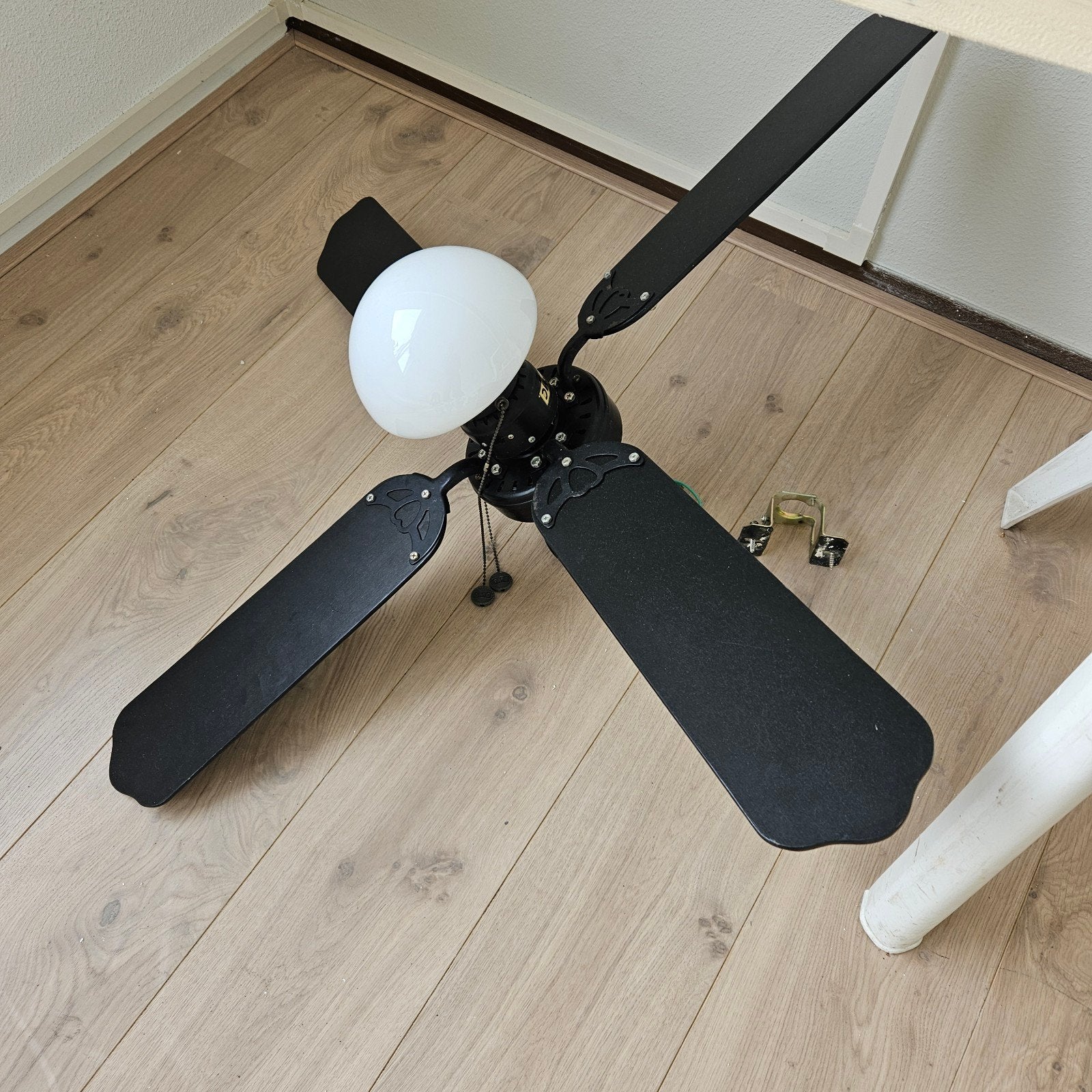 SMC plafondventilator met lamp - Zwart, Gebruikt, Overige materialen, Ophalen of Verzenden, Modern
