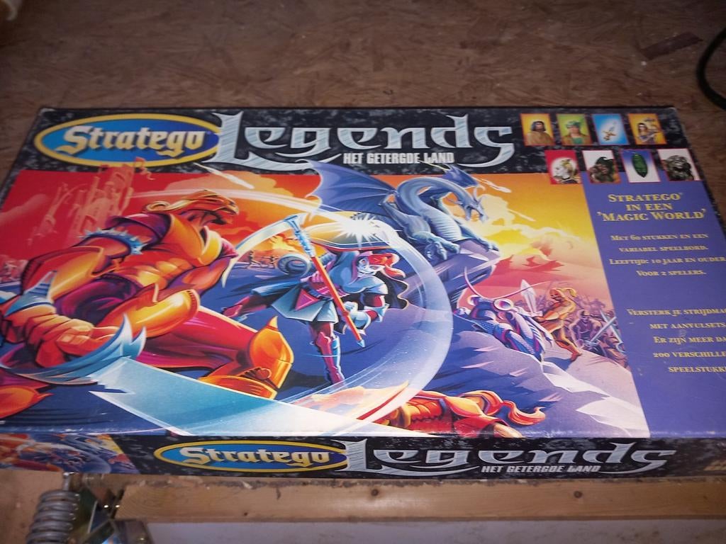 Stratego Legends: Het Getergde Land, Hobby en Vrije tijd, Gezelschapsspellen | Bordspellen, Een of twee spelers, Ophalen, Gebruikt