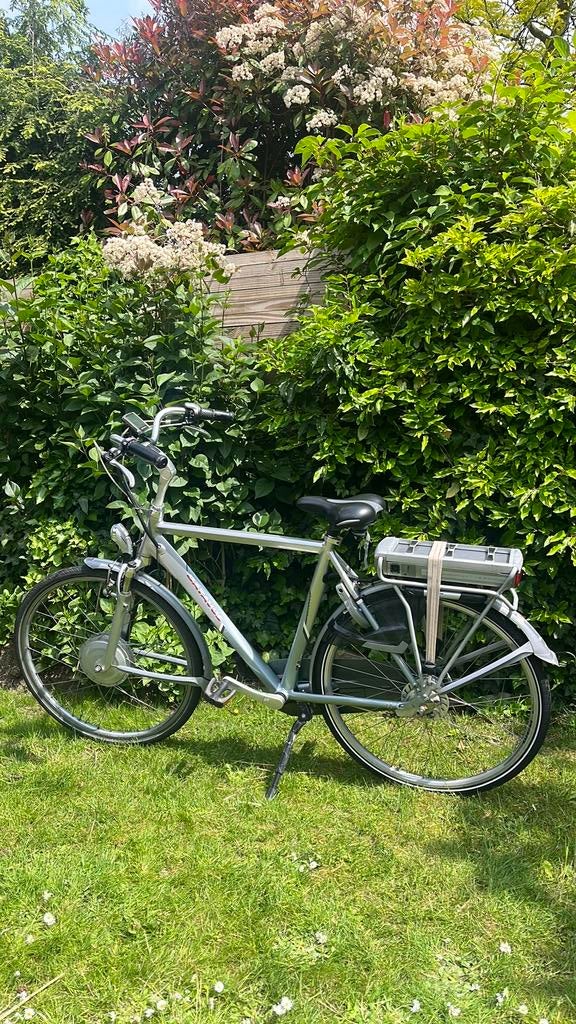 Batavus elektrische mannenfiets- Batavus Verona Easy ION, Fietsen en Brommers, 55 tot 59 cm, Ophalen, Zo goed als nieuw, Batavus