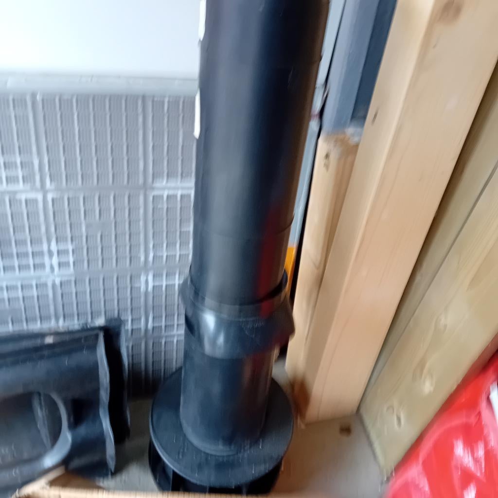 DAKPAN AFVOER PIJPEN, Ophalen, Afzuiger