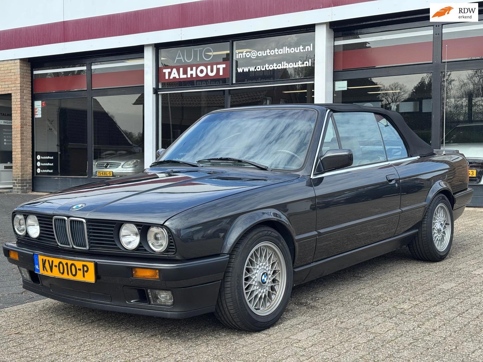 325i Cabrio E30 Handgeschakeld, Gerestaureerd, Nieuw cabriod, Achterwielaandrijving, Gebruikt, Stoelverwarming, Zwart