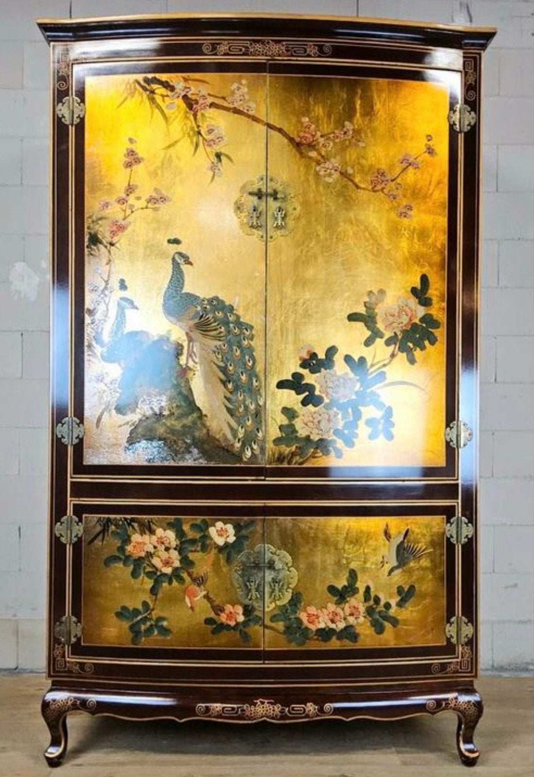 Chinese Goudkleurige TV Kast met Pauwen en Bloemen, Ophalen, Gebruikt