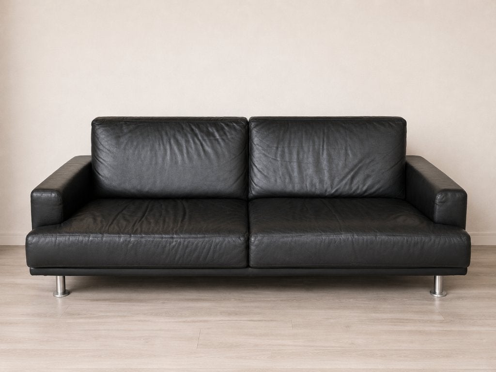 Ruime zwart leren 2-zits designbank – zeer comfortabel, Huis en Inrichting, Banken | Bankstellen, Ophalen, Gebruikt, Driepersoons