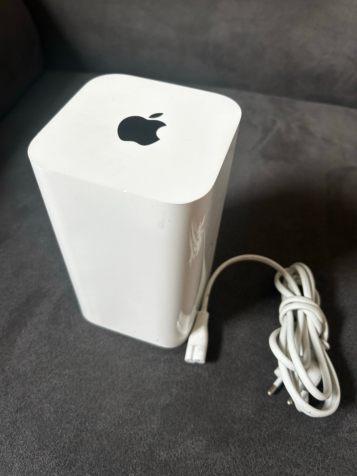 Apple AirPort Extreme Base Station (Model A1521), Computers en Software, Routers en Modems, Ophalen of Verzenden, Gebruikt, Router