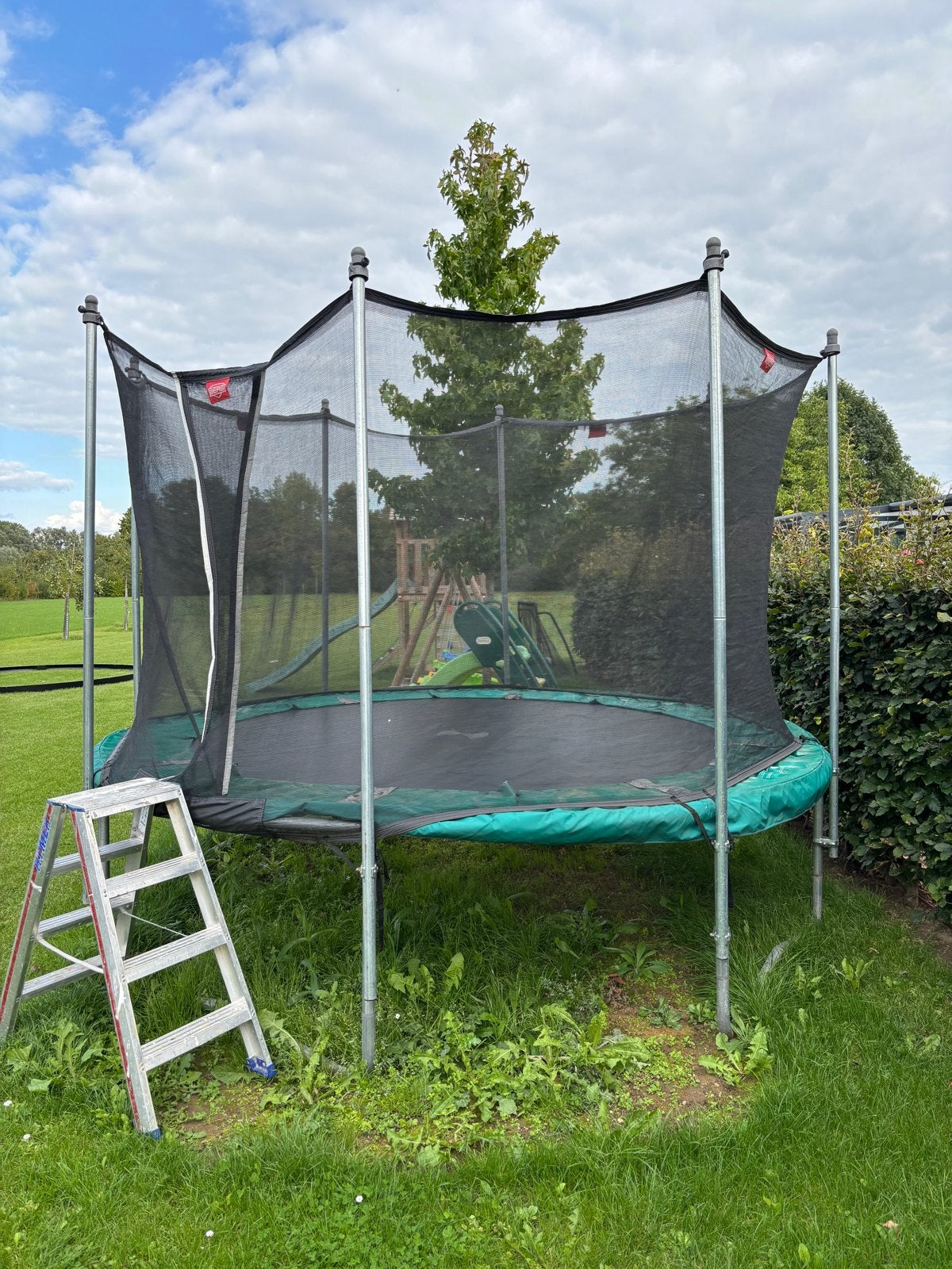 Gratis Trampoline 330 met veiligheidsnet, Ophalen, Gebruikt