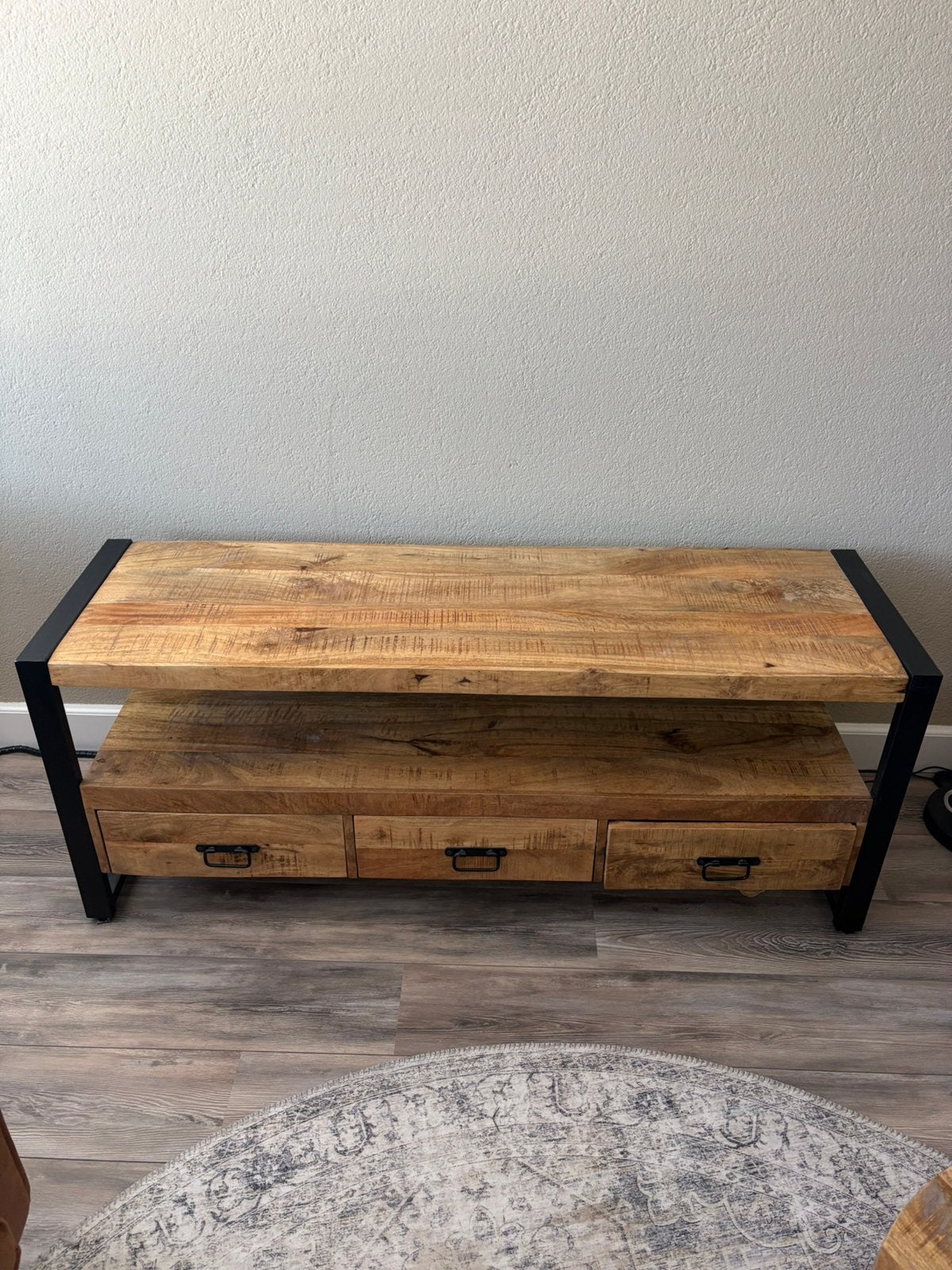 Tv meubel mango hout, Ophalen, Gebruikt, 100 tot 150 cm, Minder dan 100 cm