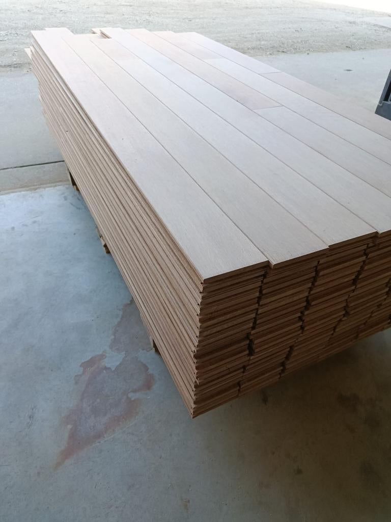 27M2 massieve bankirai 24,5mm dik 11,5cm breed #VERNIEUWD#, Doe-het-zelf en Verbouw, Hout en Planken, Zo goed als nieuw, Plank