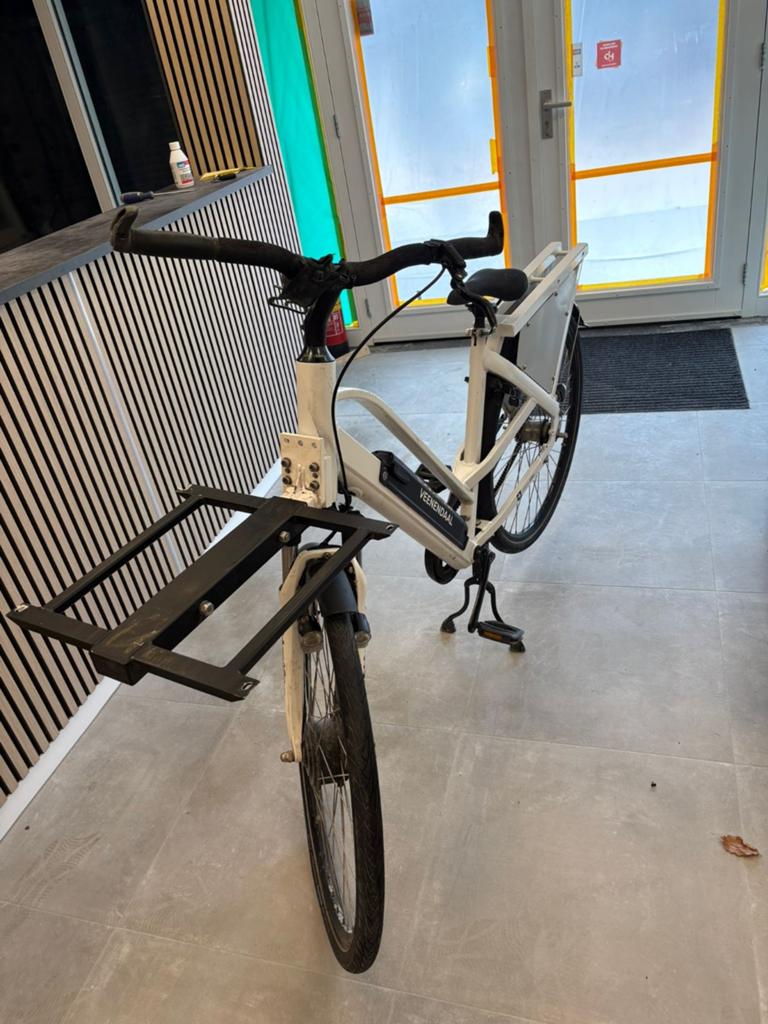 Witte elektrische transportfiets met voorrek, Overige merken, Gebruikt, Ophalen of Verzenden, 51 tot 55 cm