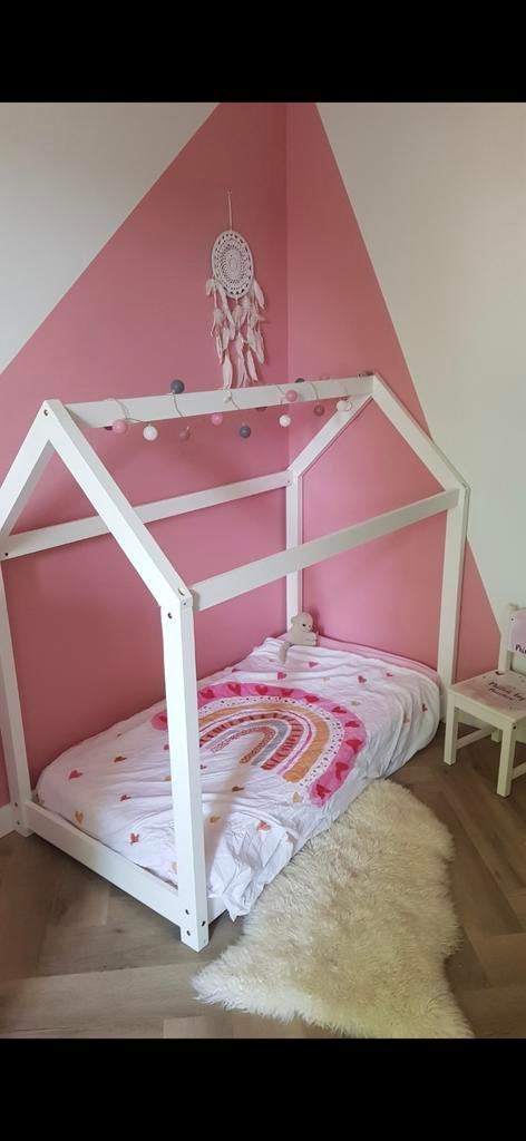 Peuterbed huisje 140x70, Ophalen, Gebruikt, 70 tot 85 cm, 140 tot 160 cm