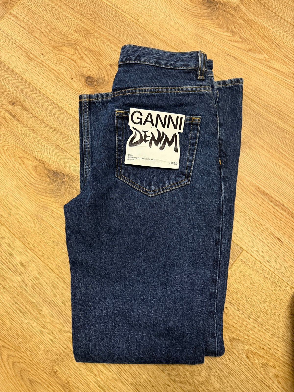 Ganni Denim Betzy Slim Flare Jeans - Nieuw met kaartjes, Ophalen of Verzenden, Nieuw, Blauw, W28 - W29 (confectie 36)