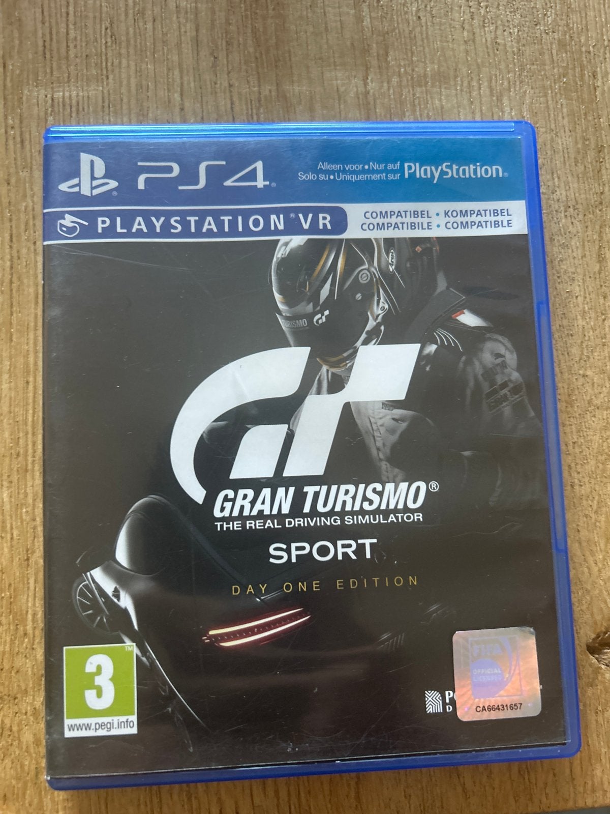 Gran Turismo Sport Day One Edition PS4 VR, Online, Gebruikt, 1 speler, Racen en Vliegen