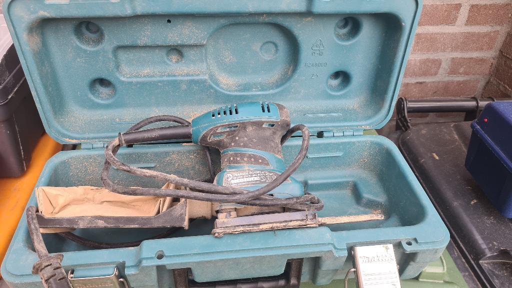 Makita BO4565 Vlakschuurmachine | 112x102 200w - BO4565, Doe-het-zelf en Verbouw, Gereedschap | Schuurmachines, Ophalen of Verzenden