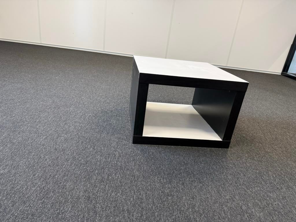 Zwart-wit kubus kastje/ bijzettafel, Ophalen, Gebruikt, Overige materialen