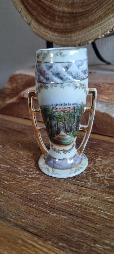 Vaasje souvenir Ginneken Breda, Ophalen of Verzenden