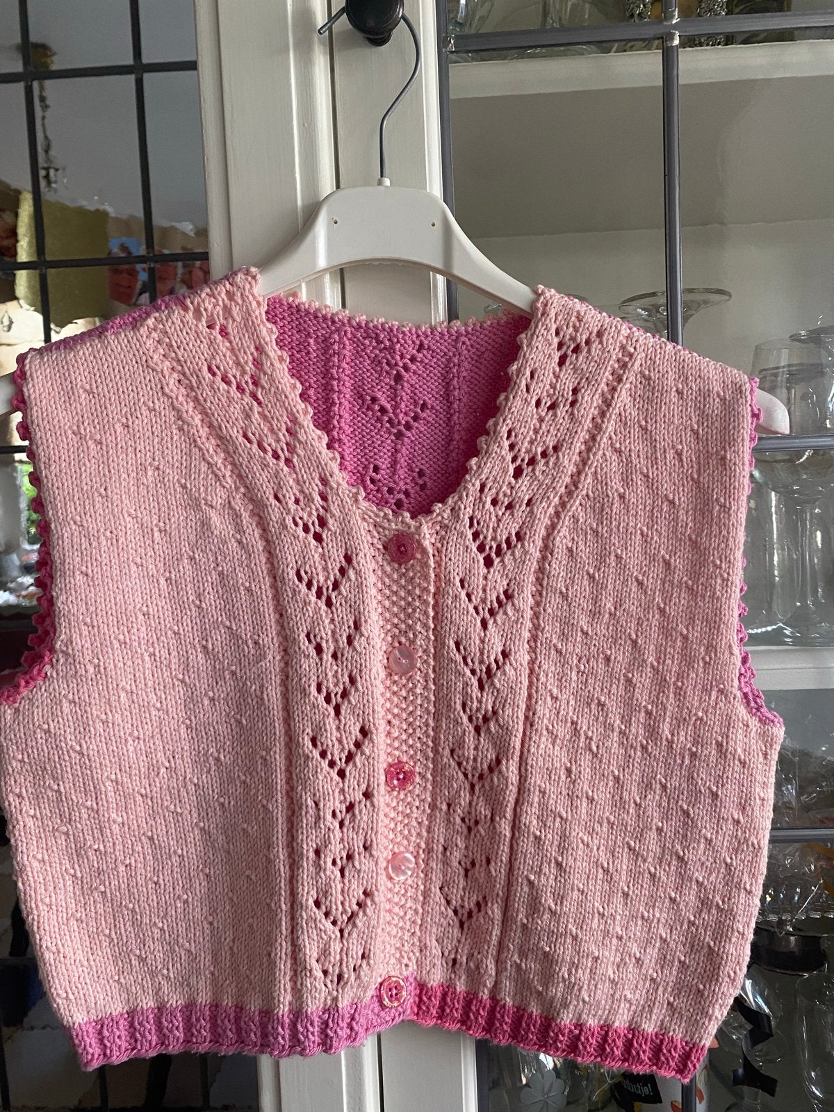 Prachtig roze vestje. Uniek exemplaar, Nieuw, Ophalen of Verzenden, Roze, Maat 36 (S)