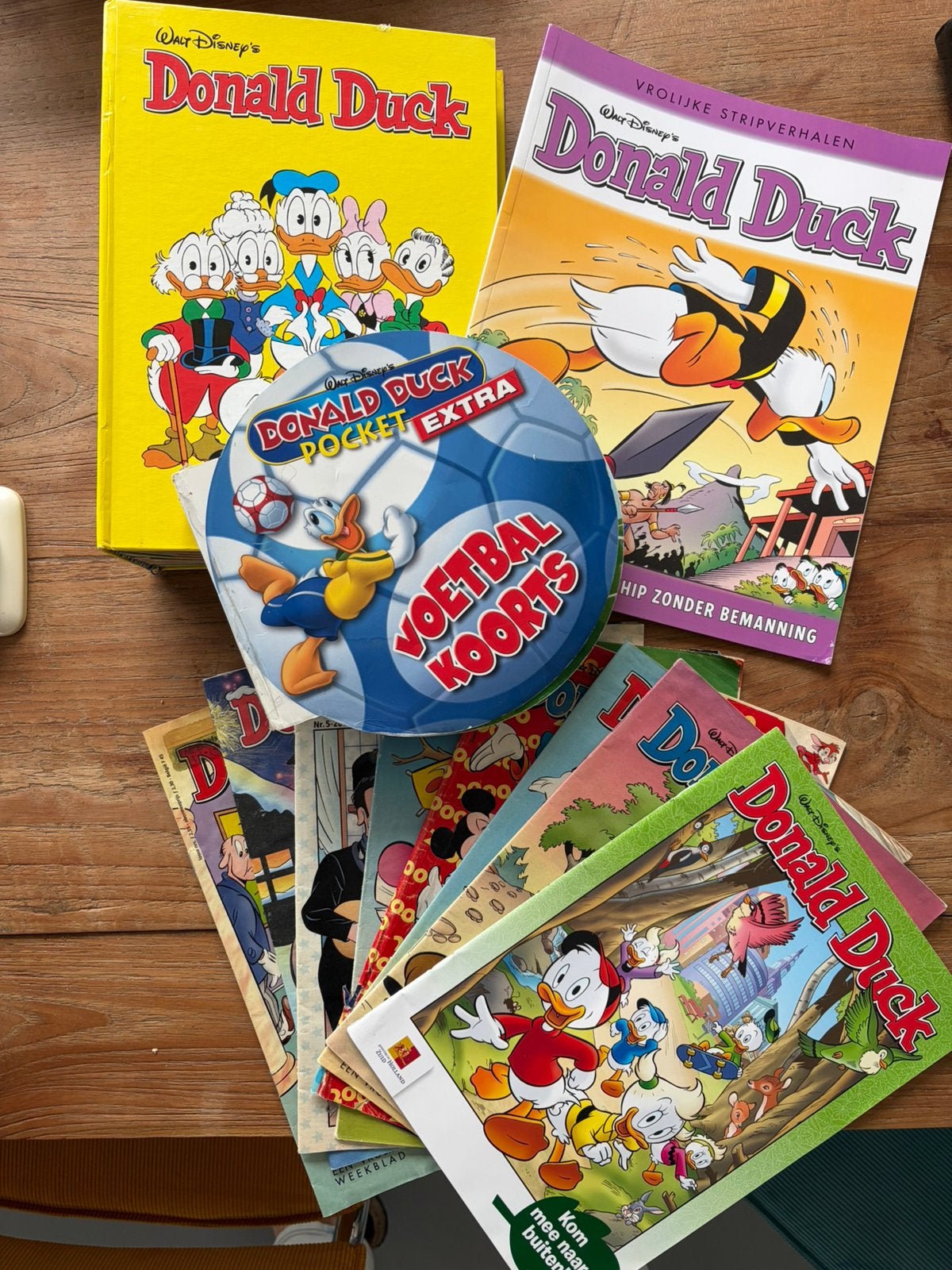 Donald duck pakket, 36 stuks dik en dun, Meerdere stripboeken, Ophalen of Verzenden, Gelezen
