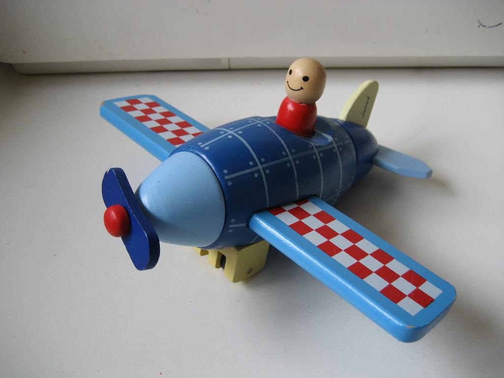 janod vliegtuig hout magnetische puzzelstukken, Kinderen en Baby's, Speelgoed | Houten speelgoed, Ophalen of Verzenden, Zo goed als nieuw