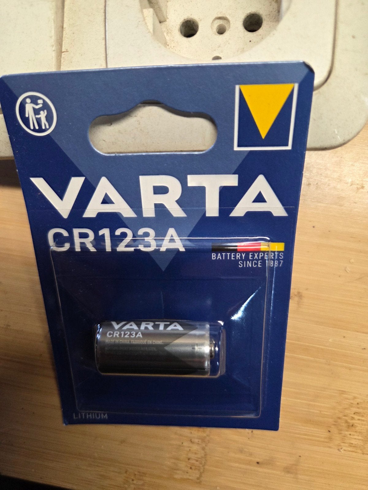 VARTA CR123A Lithium Batterij - Nieuw in verpakking, Ophalen of Verzenden, Nieuw