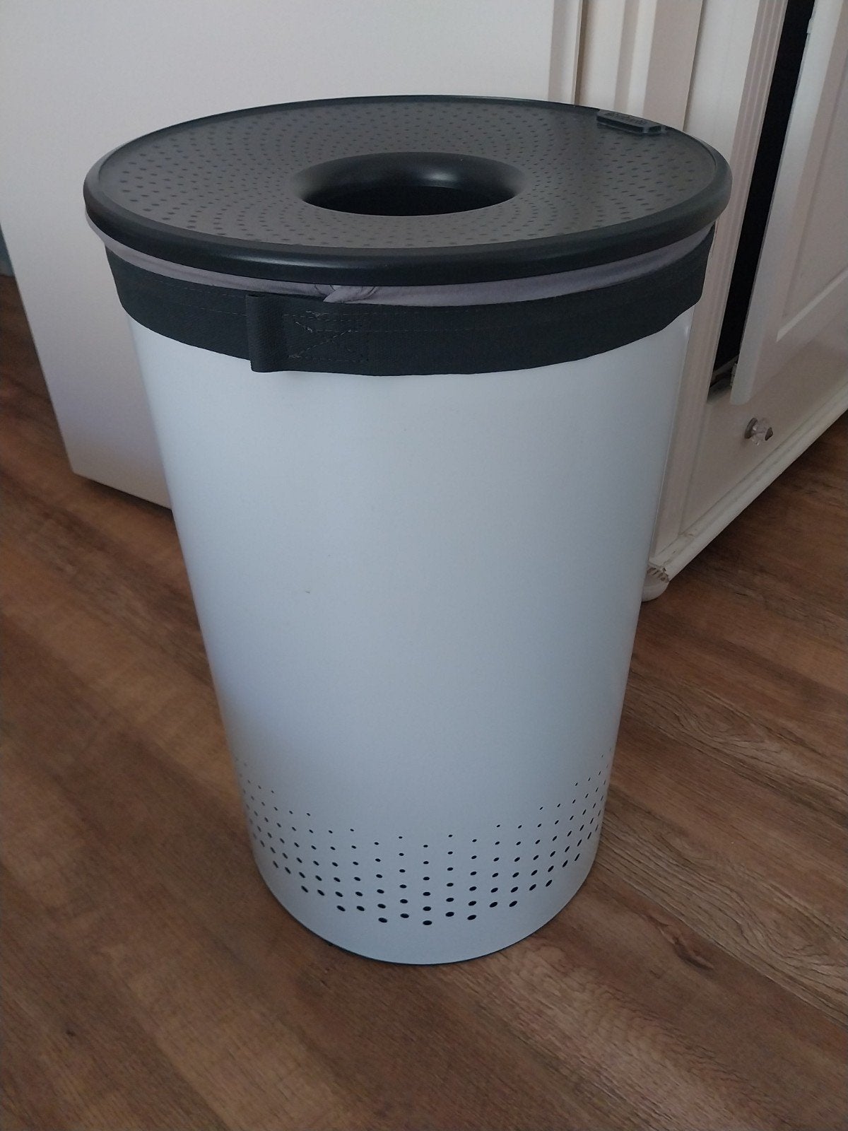 Brabantia wasmand 60 ltr rond z.g.a.n., Huis en Inrichting, Ophalen, Zwart