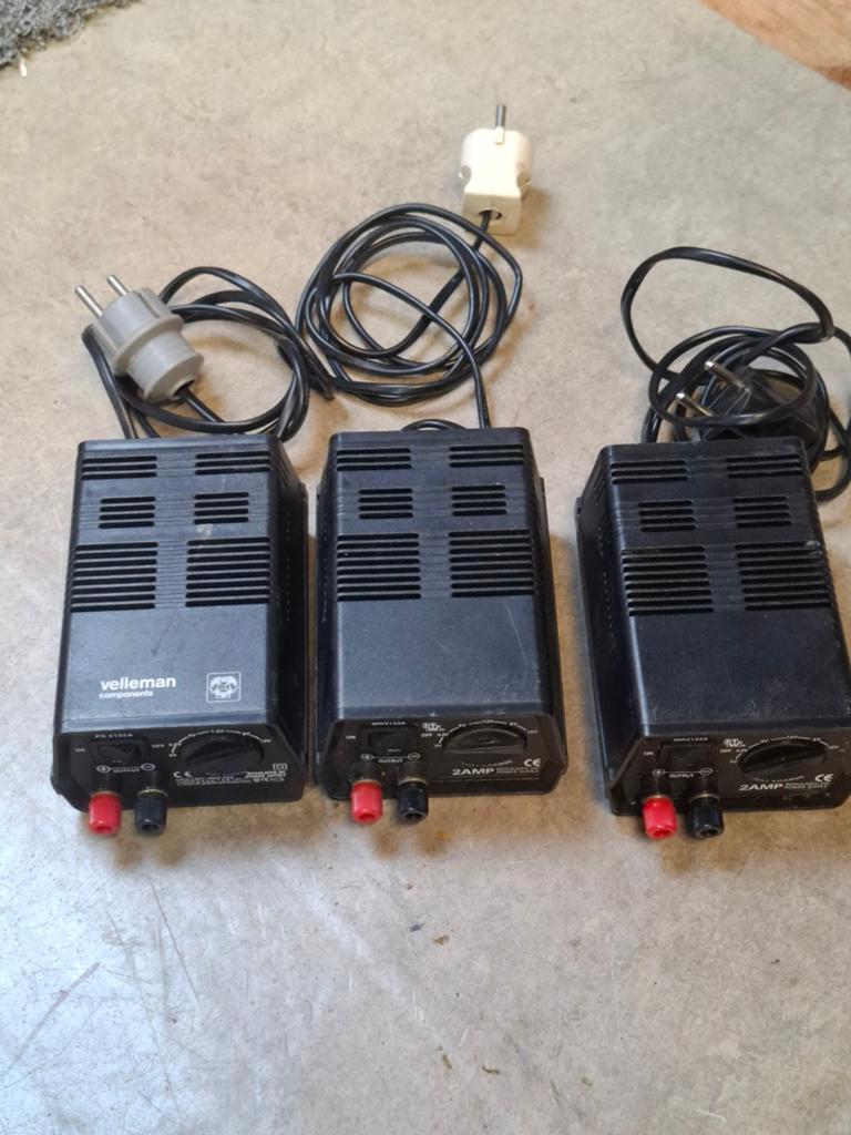 Velleman Voedingen PS 2122A / MW2122A - 3 stuks, Ophalen of Verzenden, Gebruikt, Toebehoren, Overige merken