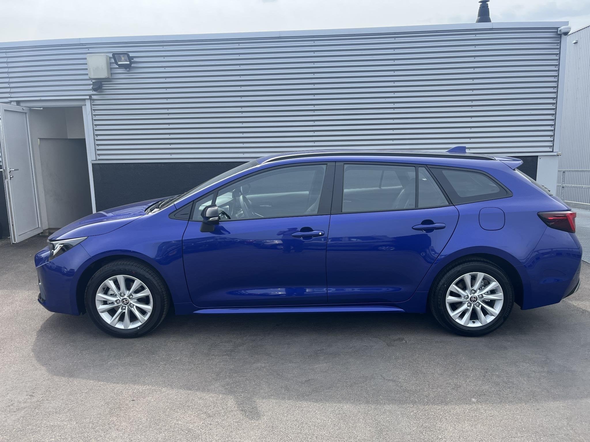 Toyota Corolla Hybrid 140 Active automaat Voorraad voordeel, Stof, Euro 6, Blauw, Corolla