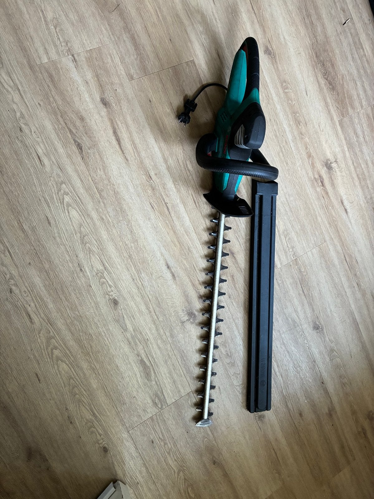 Bosch Heggenschaar - Elektrisch, Tuin en Terras, Ophalen, Gebruikt, Elektrisch
