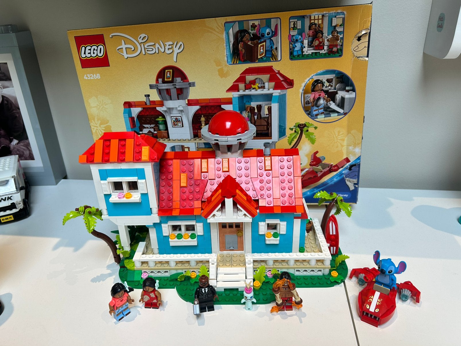 Lego 43268 Lilo and Stitch beach house, Ophalen of Verzenden, Zo goed als nieuw