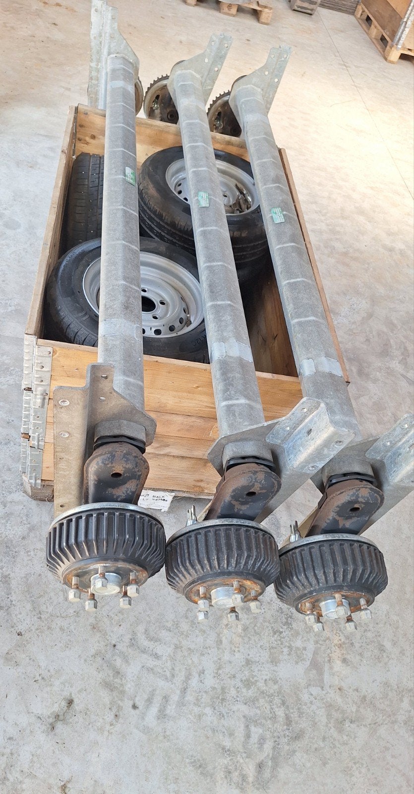 3 x aanhanger as + wielen 1500 kg, Auto diversen, Aanhangwagen-onderdelen, Ophalen, Gebruikt
