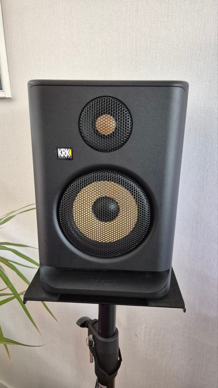 KRK Rokit 5 G4 studio monitors met statieven, Audio, Tv en Foto, Luidsprekers, Ophalen, Zo goed als nieuw, Inclusief standaarden