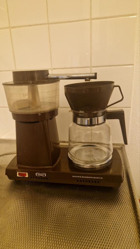 Douwe Egberts Technivorm vintage koffiezetapparaat jaren '70, Gebruikt, Koffiemachine, Gemalen koffie, Ophalen of Verzenden