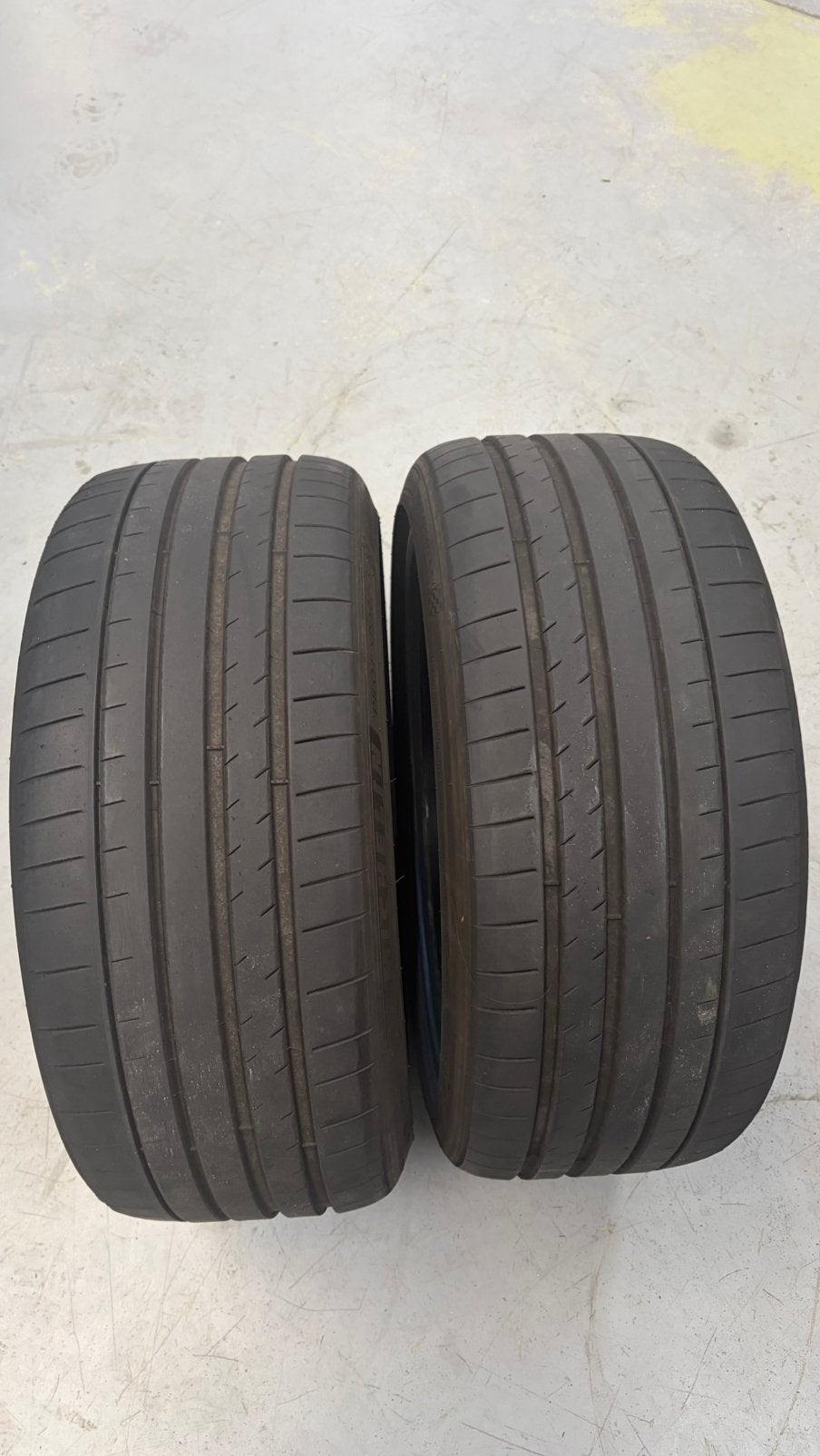 2x 245/35R19 DOT 1125 Michelin Pilot Sport 4S * zomerbanden, Ophalen, Band(en), Personenwagen, 20 inch