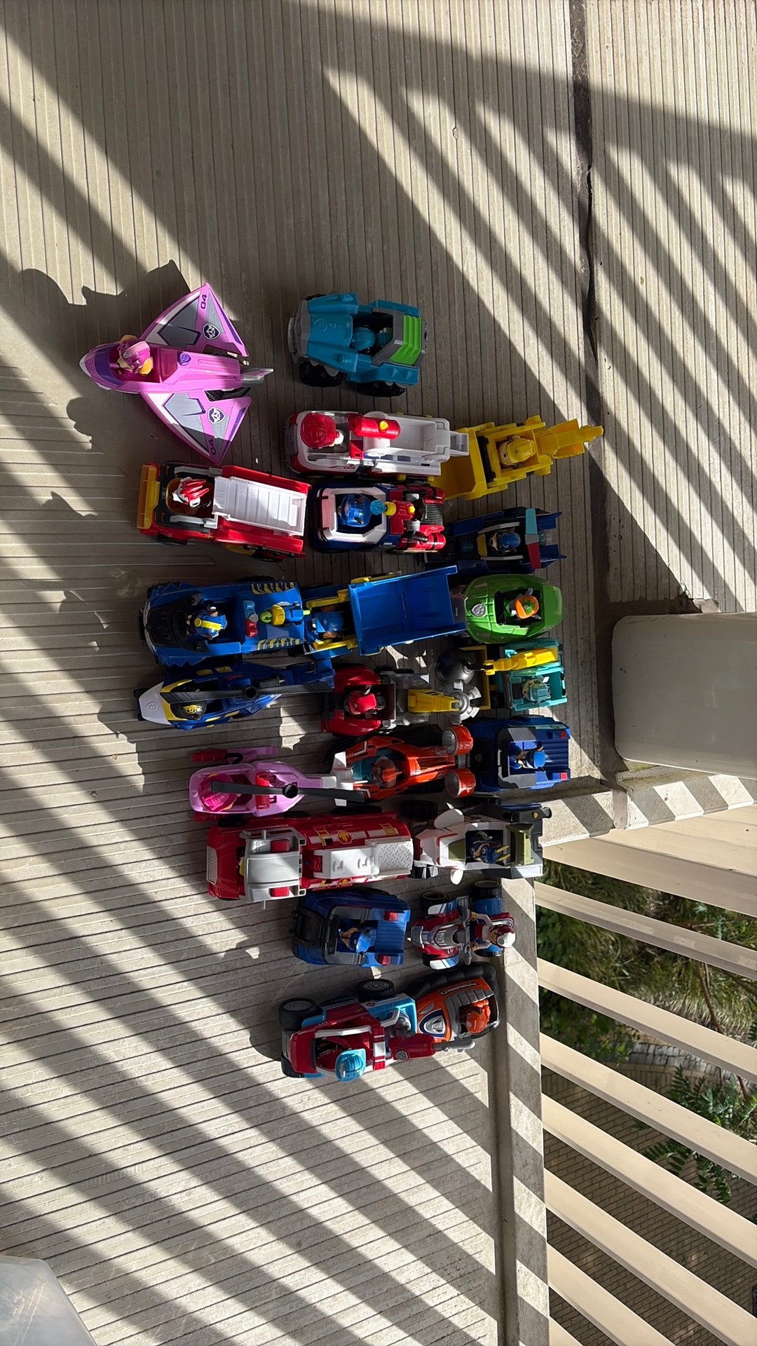 21 paw patrol auto's verschillend, Ophalen of Verzenden
