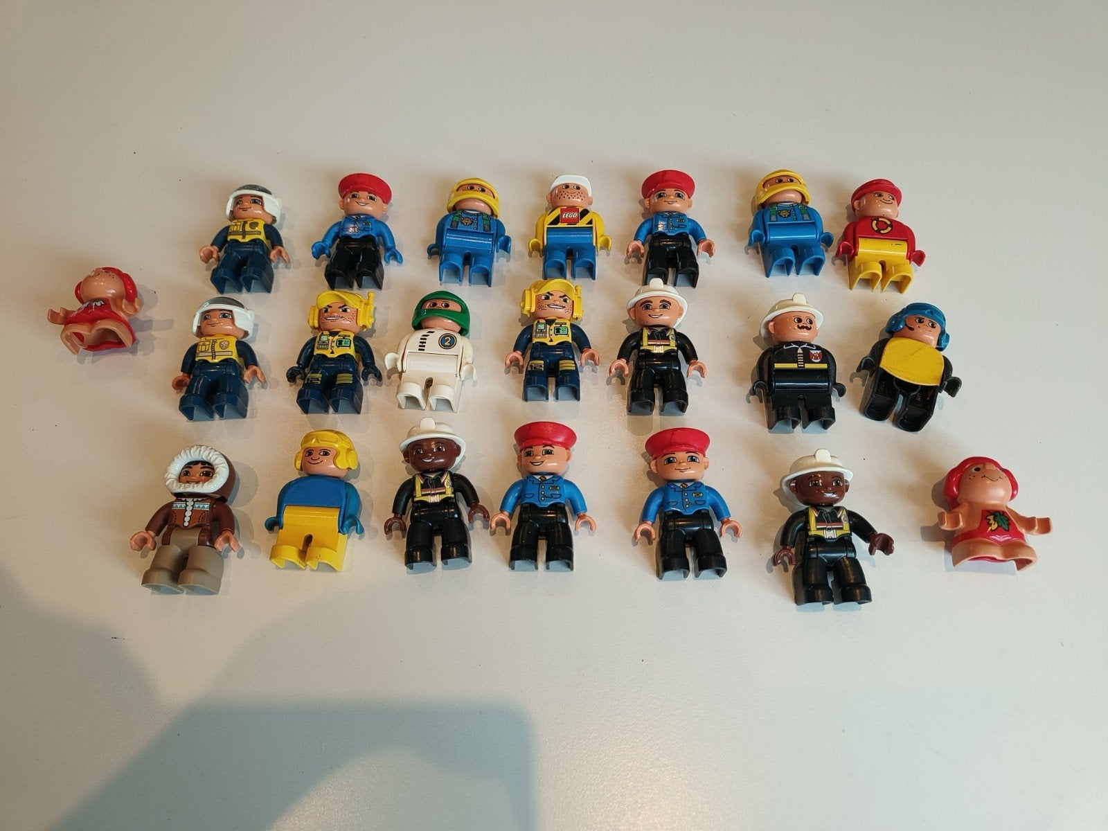 Grote collectie Duplo minifiguren (24 stuks), Inclusief minifiguren, Gebruikt, Ophalen of Verzenden, Minifiguur