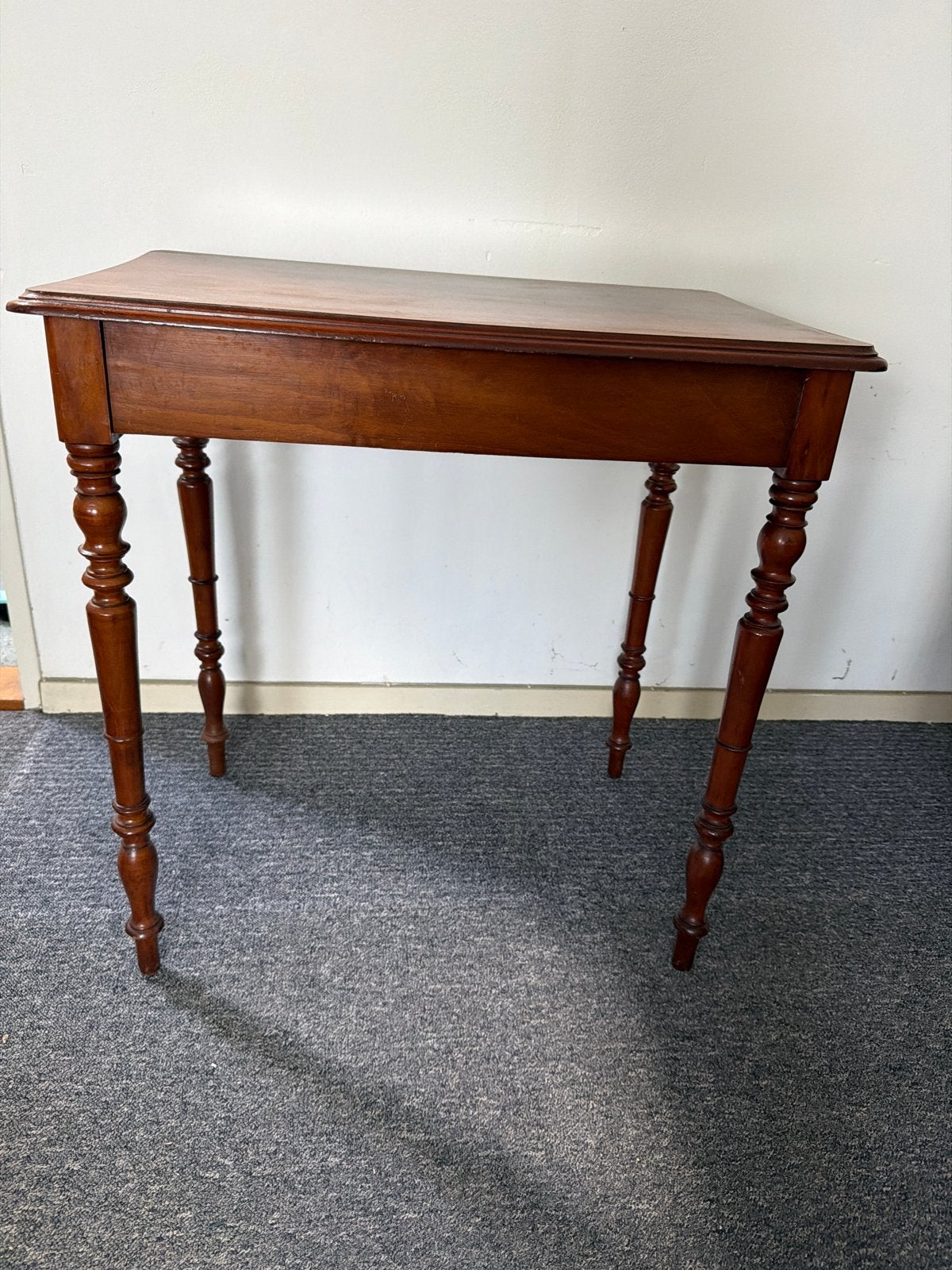 Antieke houten bijzettafel met gedraaide poten, Antiek en Kunst, Ophalen