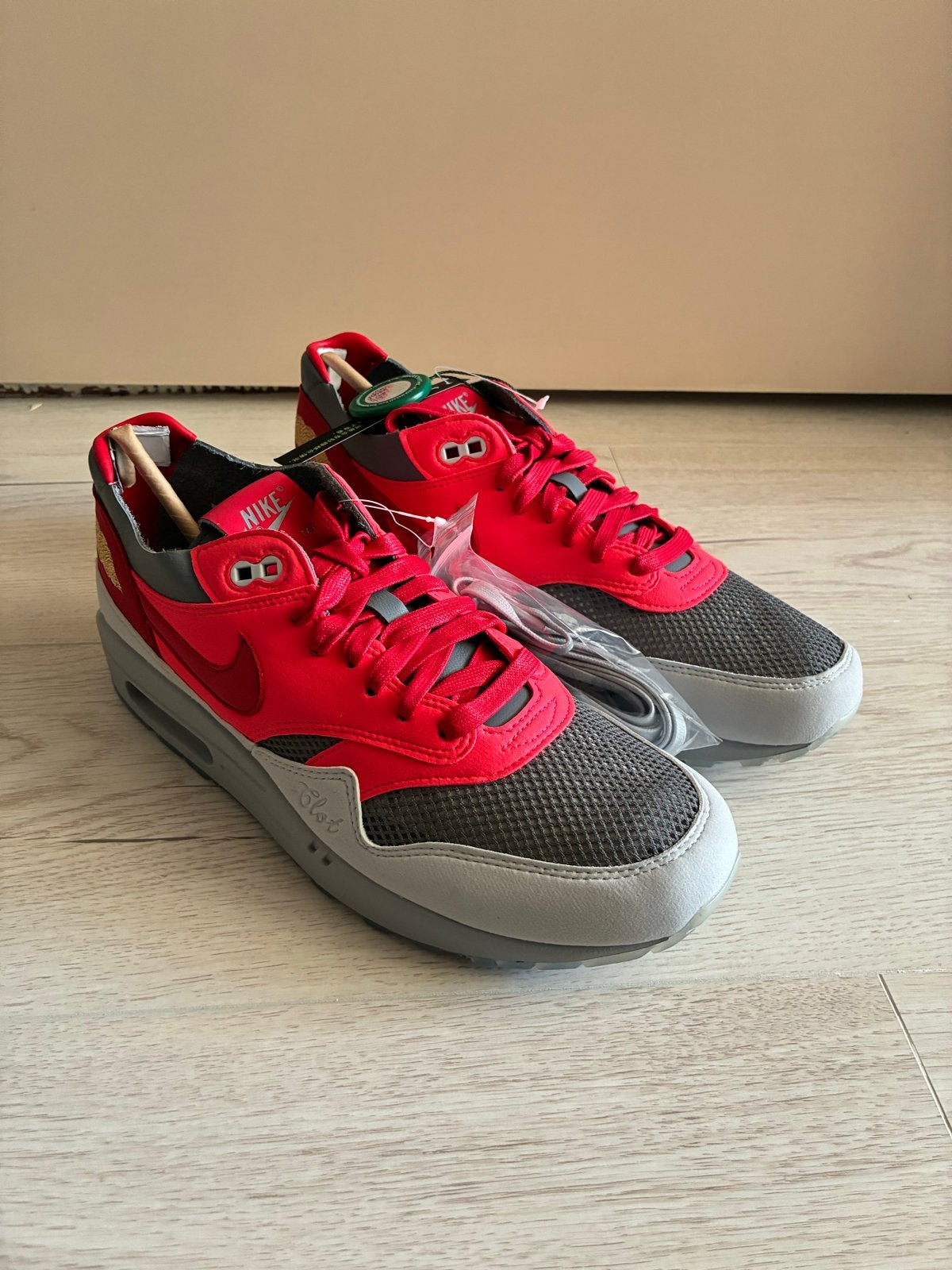 Nike Air Max 1 CLOT Solar Red/University Red Maat 43, Ophalen of Verzenden, Nieuw, Overige kleuren, Sneakers of Gympen