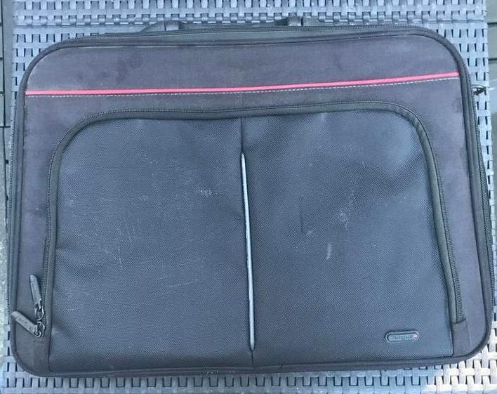 Targus 18 inch laptoptas - nette staat, Computers en Software, Laptoptassen, Zo goed als nieuw, 17 inch of meer, Ophalen