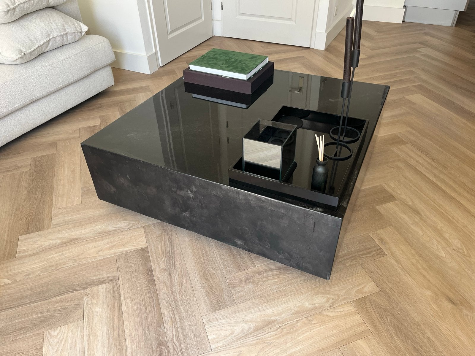 Eric Kuster look epoxy salontafel, 50 tot 100 cm, Vierkant, Zo goed als nieuw, 5 – 50