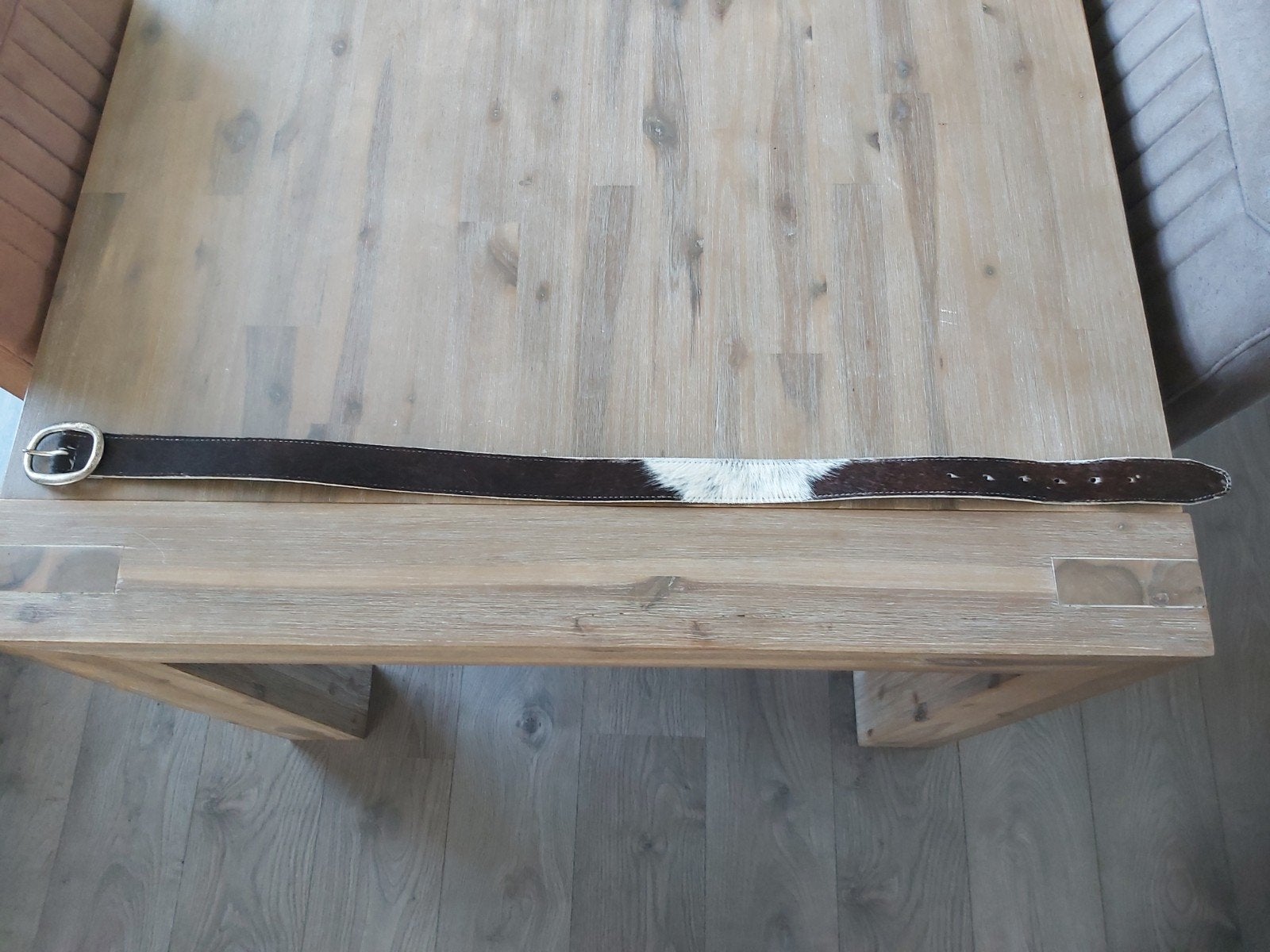 Damesriem uitgevoerd in 'koeienvacht' look, Ophalen, 80 tot 90 cm, Echt leder, Heupriem