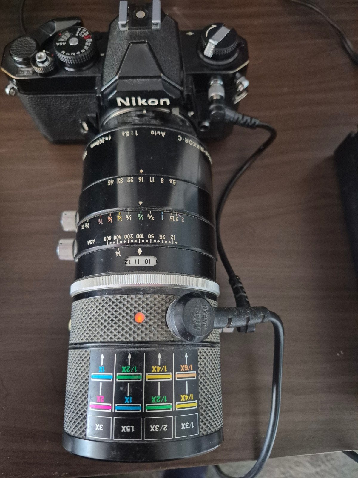 Rare Collector's Item: 100%...

Complete Vintage Nikon Medic, Ophalen of Verzenden, Spiegelreflex, Nikon