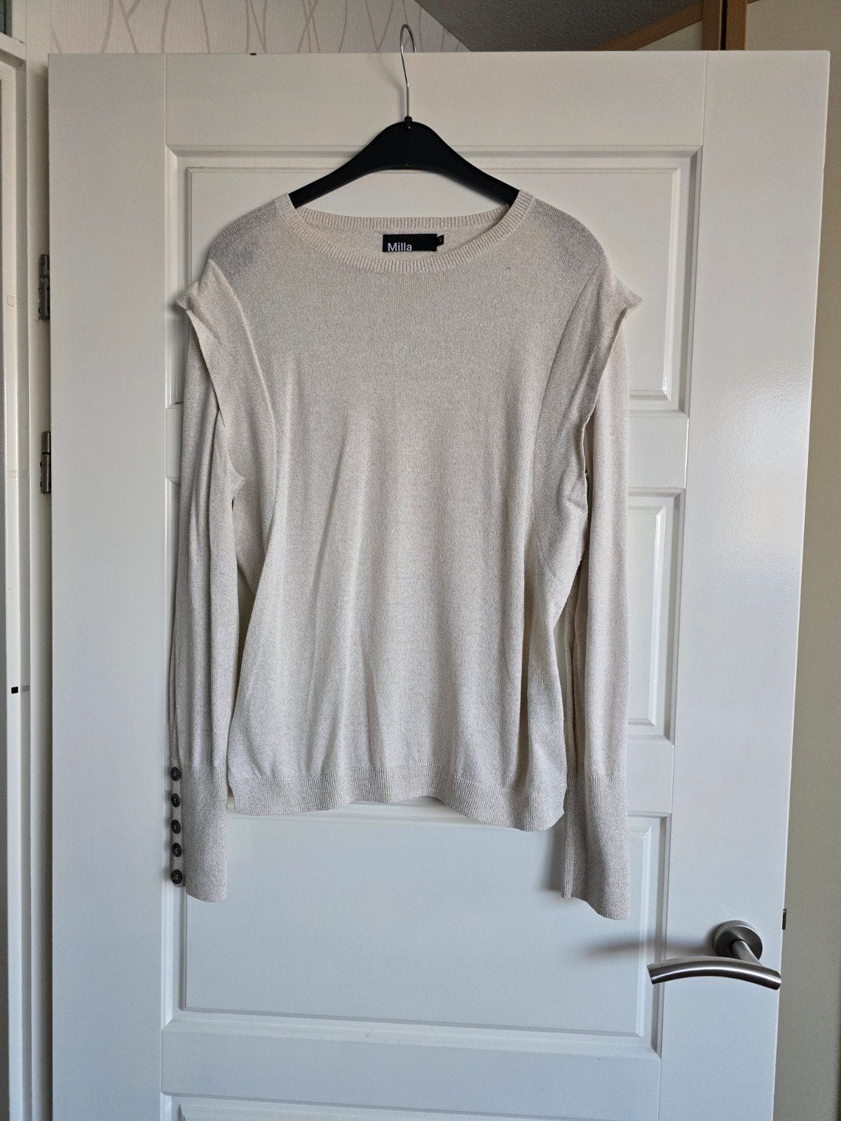 Te koop beige dames truitje merk Milla maat 40, Maat 38/40 (M), Beige, Ophalen of Verzenden, Milla