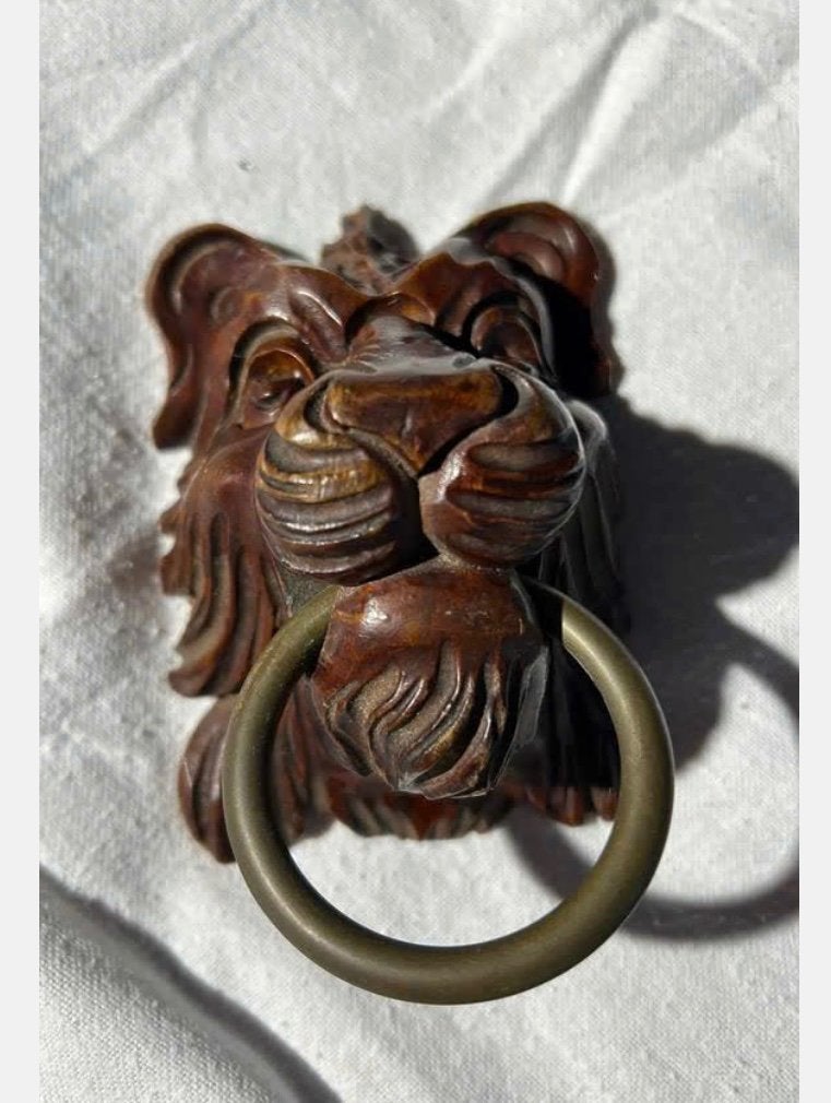 Houten Leeuwenkop met metalen ring, Ophalen of Verzenden