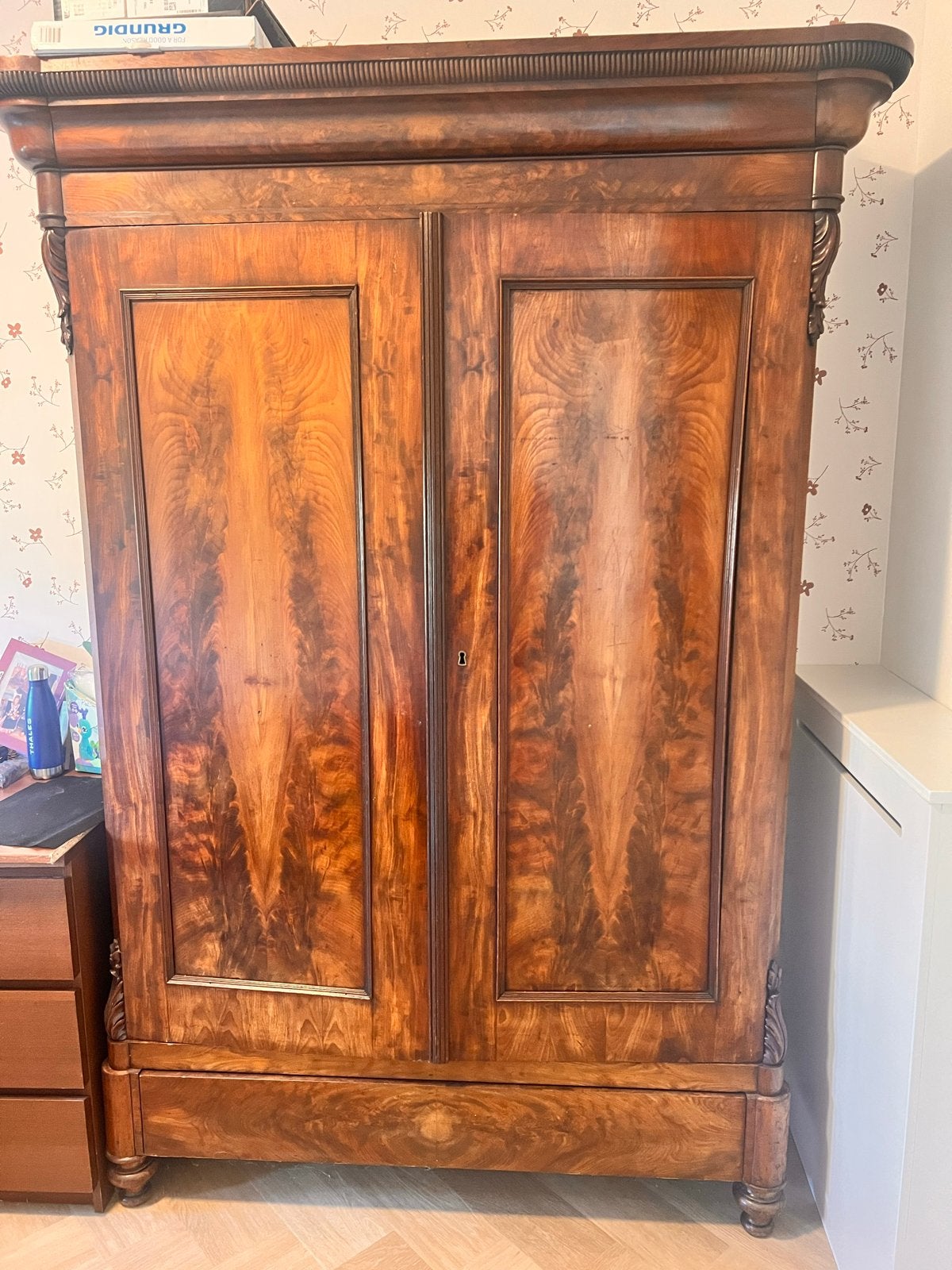 Grote Biedermeier Kast - demontabel, Antiek en Kunst, Ophalen