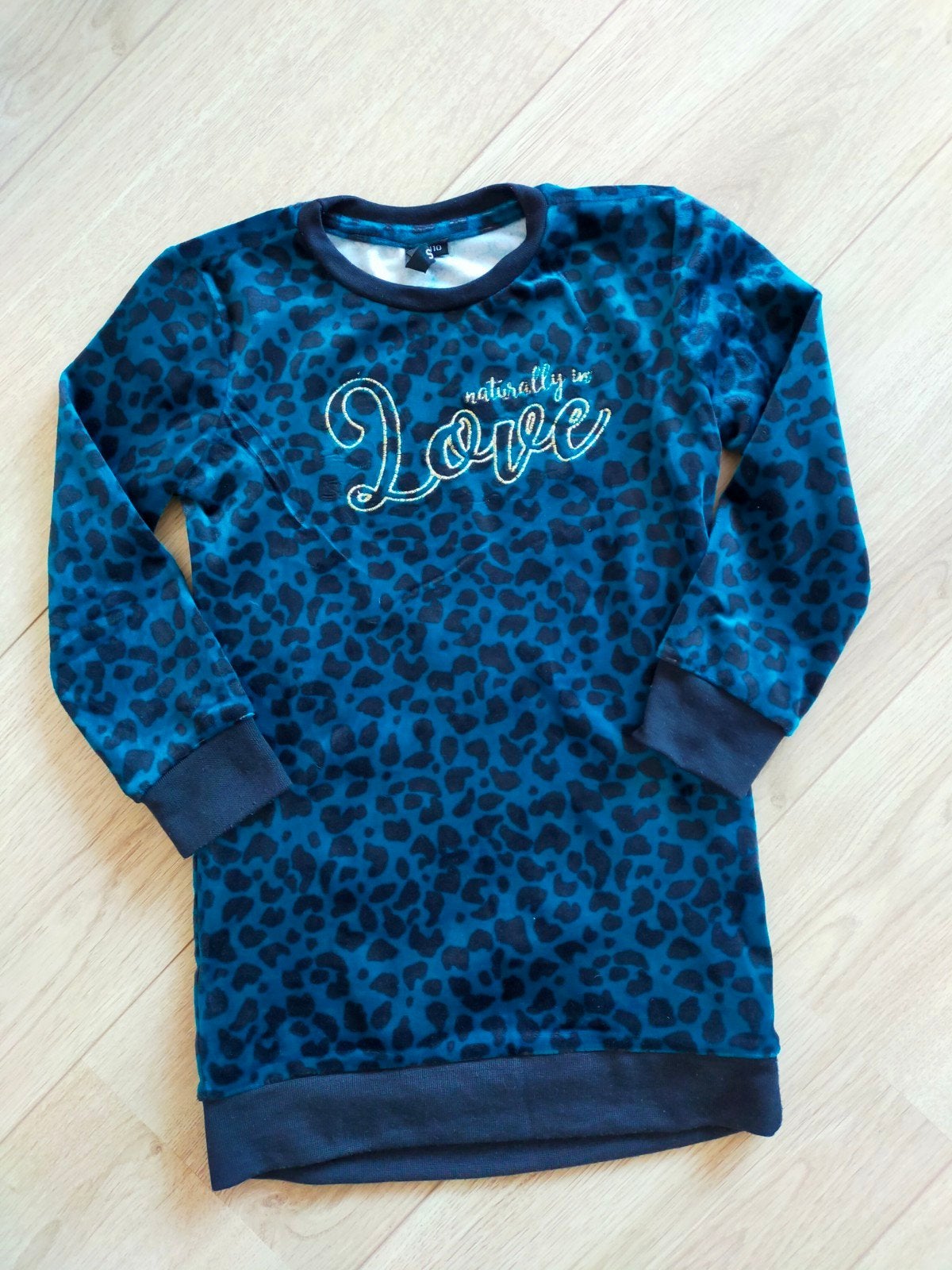 Zgan! Heerlijk zacht velours luipaard jurkje! Maat 110, Kinderen en Baby's, Kinderkleding | Maat 110, Meisje, Ophalen of Verzenden