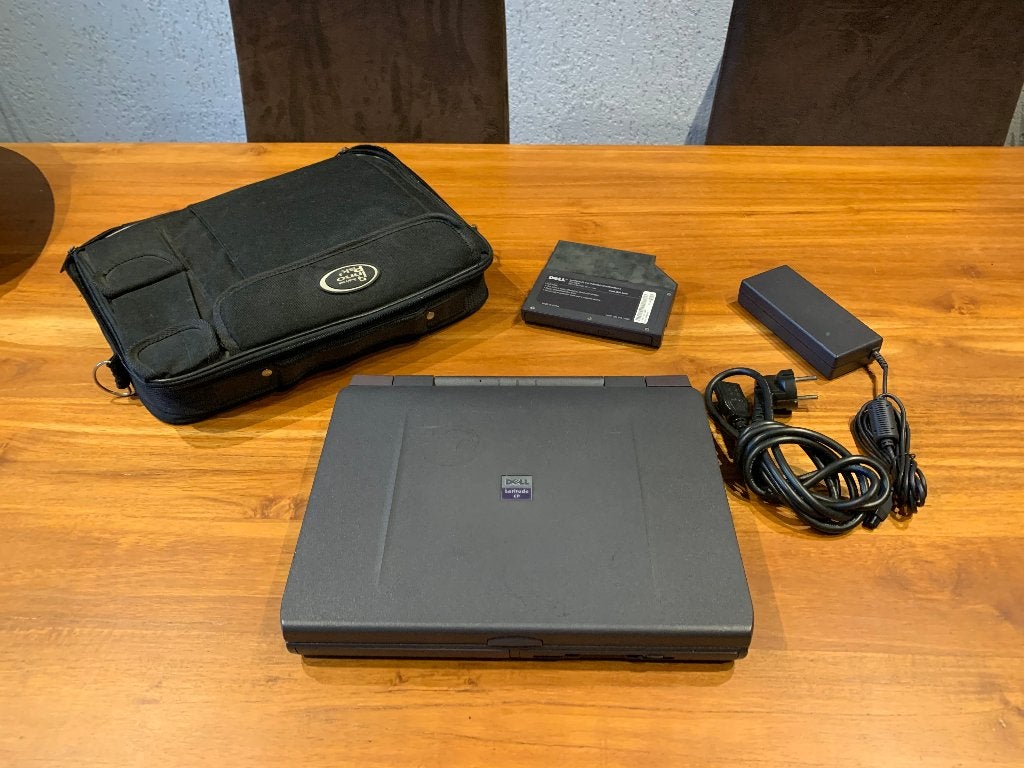 Nette 13 inch Dell Windows 95 Pentium 233 laptop. goede accu, HDD, Minder dan 4 GB, Qwerty, 13 inch