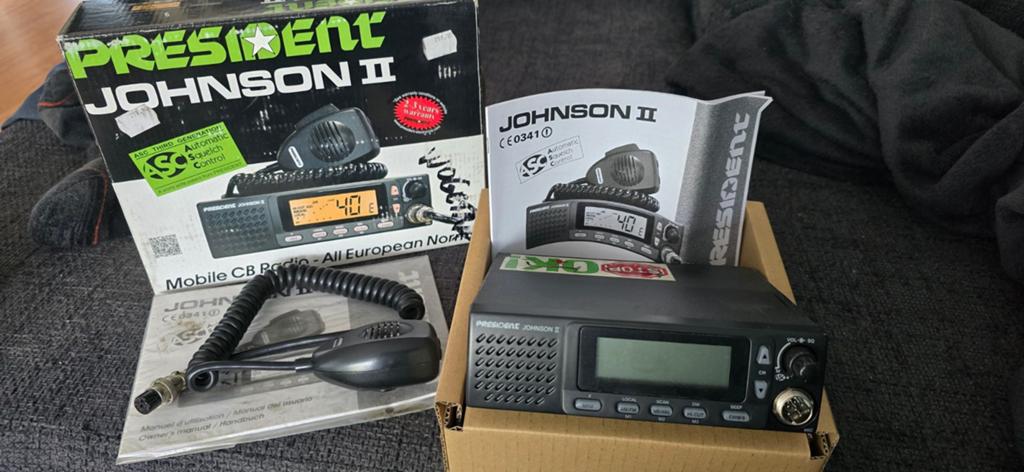 President Johnson II CB Radio, Ophalen of Verzenden, Zo goed als nieuw, 15 km of meer, Portofoon of Walkie-talkie