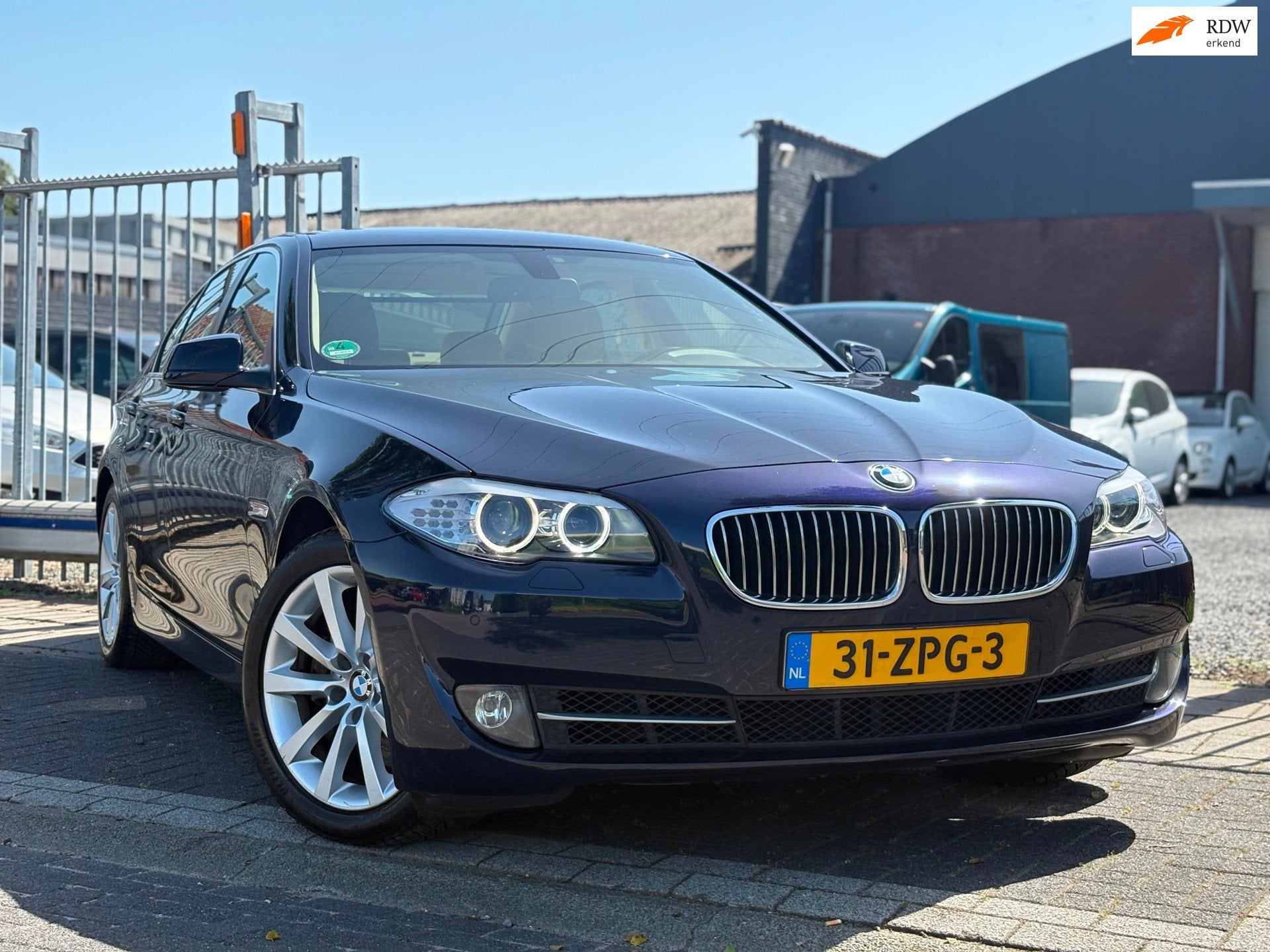 BMW 5-serie 528i High Executive | NWE D-Ketting | Xenon | Le, Auto's, BMW, Automaat, Euro 5, Gebruikt, Beige