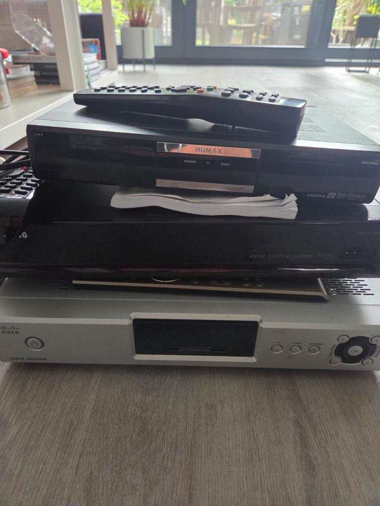 Humax, Samsung en Cisco Decoders/Harddiskrecorders, Ophalen, Gebruikt, Decoder